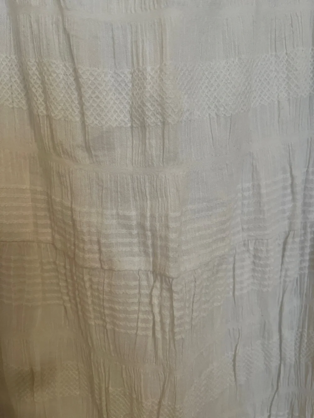 Max Studio White Sleeveless Textured Maxi Dress - Picture 3 of 4